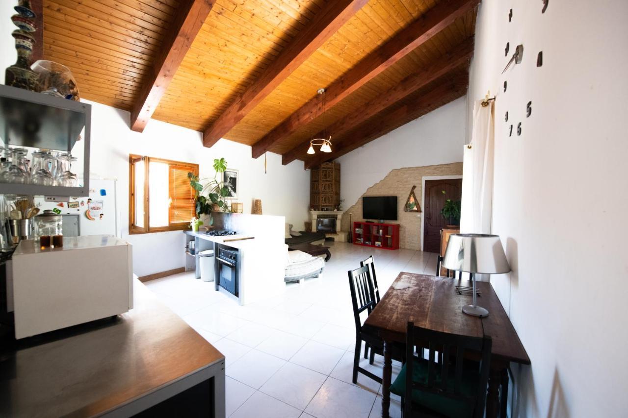 Camin Del Bosc Villa Roquefort-des-Corbieres Bagian luar foto
